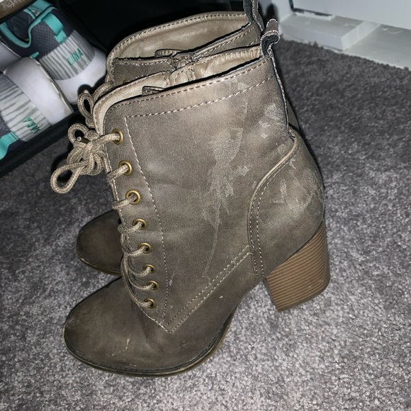 Booties! - Picture 4 of 5